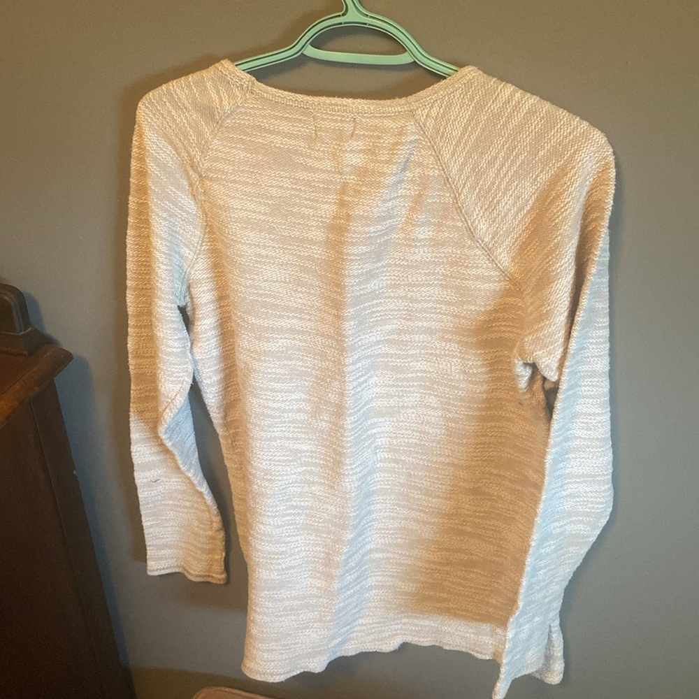 💜Old Navy Sweater Worn with love, with still a lot of wear left☺️. - Picture 3 of 3